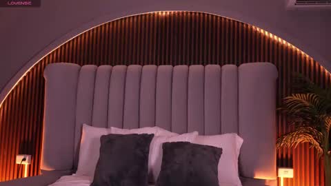 Isa  online show from March 2026 04:06:02 AM