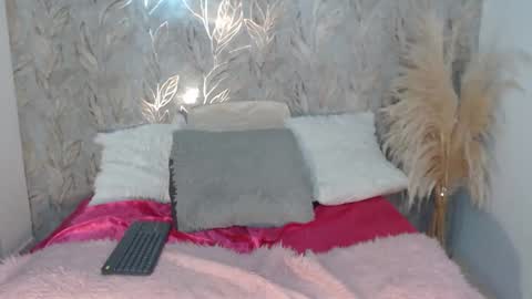 Snapshot of isabellj28 chatting on October 2025 06:15:01 AM isabellj28 online show from October 2025 06:15:01 AM