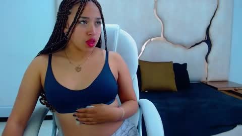 Snapshot of isabellrodriguez18 chatting on January 2025 07:43:02 AM isabellrodriguez18 online show from January 2025 07:43:02 AM