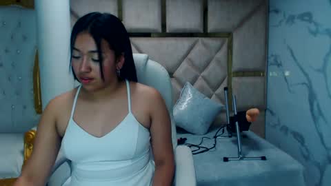 Snapshot of isabellrodriguez18 chatting on March 2025 04:37:02 AM isabellrodriguez18 online show from March 2025 04:37:02 AM