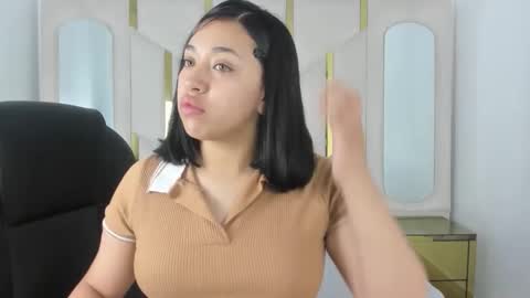 Snapshot of isabellrodriguez18 chatting on September 2025 02:57:01 AM isabellrodriguez18 online show from September 2025 02:57:01 AM