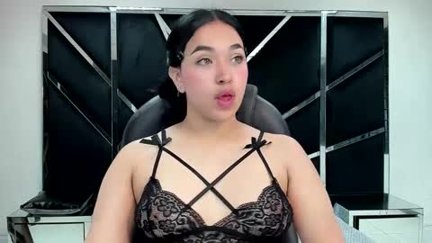 Snapshot of isabellrodriguez18 chatting on October 2025 03:59:01 AM isabellrodriguez18 online show from October 2025 03:59:01 AM