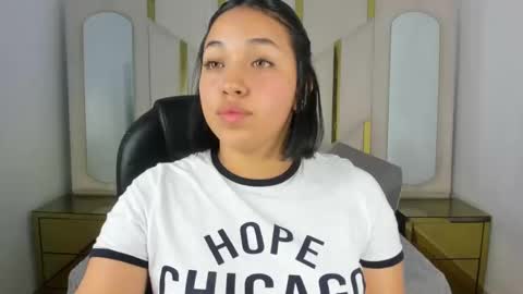 Snapshot of isabellrodriguez18 chatting on November 2025 06:13:01 AM isabellrodriguez18 online show from November 2025 06:13:01 AM