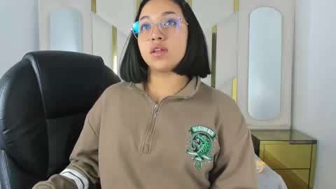 Snapshot of isabellrodriguez18 chatting on November 2025 03:18:02 AM isabellrodriguez18 online show from November 2025 03:18:02 AM