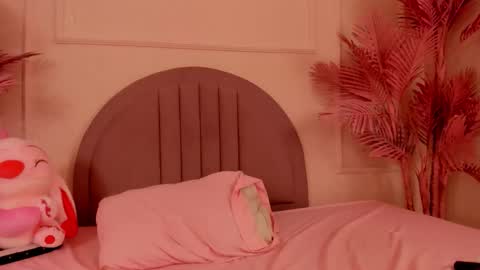 Isabellsmmith online show from October 2025 08:51:02 PM