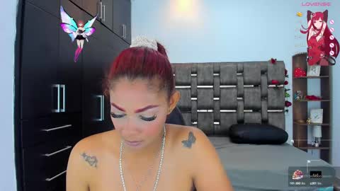 Snapshot of isabelreyes_ chatting on September 2025 02:07:01 PM Hi mi name is Isabel online show from September 2025 02:07:01 PM