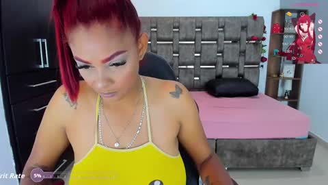Snapshot of isabelreyes_ chatting on October 2025 03:21:01 PM Hi mi name is Isabel online show from October 2025 03:21:01 PM