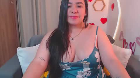 Snapshot of isabum_ chatting on February 2026 04:03:02 PM Isa online show from February 2026 04:03:02 PM