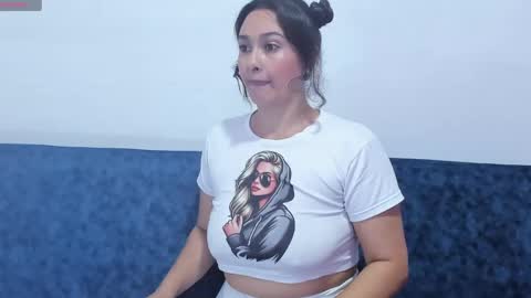 isagiraldo online show from April 2026 02:51:02 PM