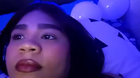 Snapshot of isamoon99 chatting on October 2025 02:34:01 AM Isa online show from October 2025 02:34:01 AM