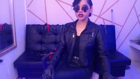 isabela online show from June 2026 04:04:01 AM