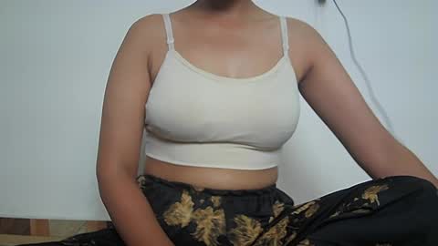 Snapshot of ishika_singh_ chatting on June 2026 03:25:01 AM ishika_singh_ online show from June 2026 03:25:01 AM