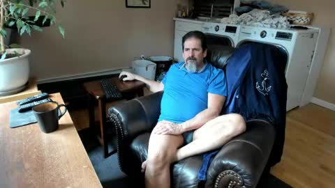 Jim online show from April 2026 09:28:01 PM