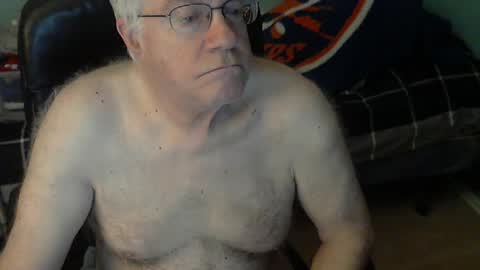 islesman22 online show from October 2025 09:29:01 AM