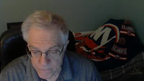 Snapshot of islesman22 chatting on April 2026 01:09:02 AM islesman22 online show from April 2026 01:09:02 AM