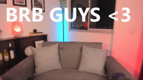 Snapshot of isnotforeveryone chatting on March 2025 02:50:01 AM Julyane online show from March 2025 02:50:01 AM