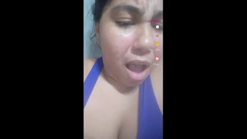 Snapshot of isobel_adams20 chatting on March 2025 10:36:02 PM Isobel Adams online show from March 2025 10:36:02 PM