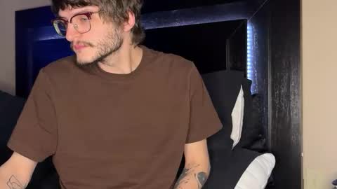 isocialmedia online show from February 2026 10:41:02 AM