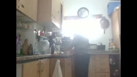 Marta online show from November 2025 08:53:02 AM