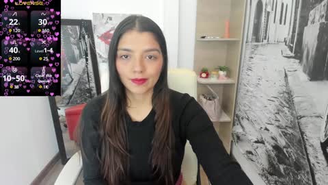 Issa  online show from January 2025 01:24:02 PM