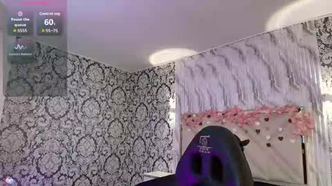 Issa online show from April 2026 04:02:02 AM