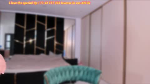 Issy online show from March 2026 06:16:02 AM