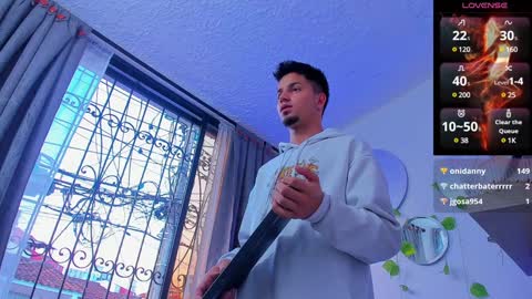 Snapshot of issac_james chatting on January 2025 11:24:01 AM Issac online show from January 2025 11:24:01 AM