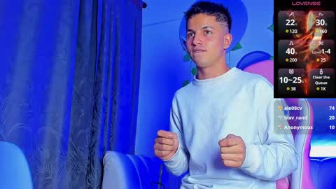 Snapshot of issac_james chatting on February 2025 11:01:02 AM Issac online show from February 2025 11:01:02 AM