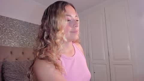 Snapshot of issadorajames chatting on October 2025 02:29:02 PM issadorajames online show from October 2025 02:29:02 PM