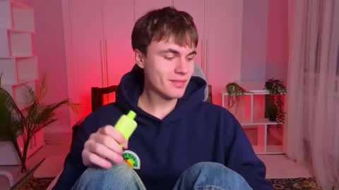 Maks online show from January 2025 10:31:02 AM