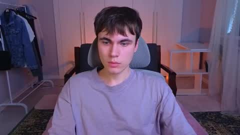 Maks online show from February 2025 09:49:01 AM