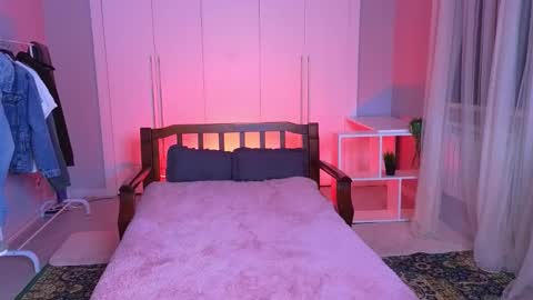 Maks online show from February 2025 01:28:01 PM