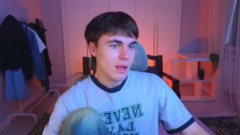 Maks online show from March 2025 09:22:01 AM