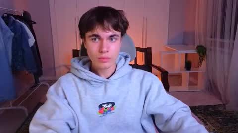 Maks online show from March 2025 01:40:02 PM