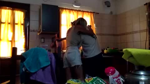 italiankingstripper online show from February 2026 03:15:02 PM