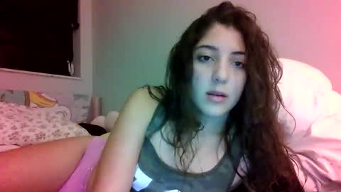 Snapshot of italiankittyx chatting on October 2025 02:06:01 AM ItalianKitty online show from October 2025 02:06:01 AM