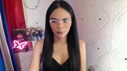 Snapshot of itgirl_cathy chatting on January 2025 06:56:01 PM CathCathy online show from January 2025 06:56:01 PM