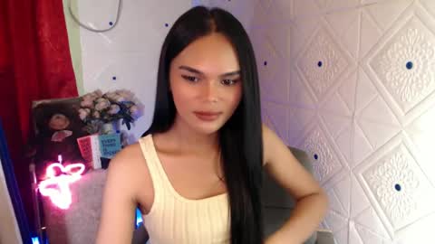 Snapshot of itgirl_cathy chatting on January 2025 10:18:01 PM CathCathy online show from January 2025 10:18:01 PM