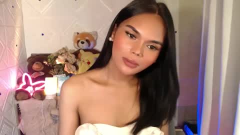 Snapshot of itgirl_cathy chatting on February 2025 12:17:01 AM CathCathy online show from February 2025 12:17:01 AM