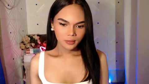 Snapshot of itgirl_cathy chatting on February 2025 11:46:01 PM CathCathy online show from February 2025 11:46:01 PM