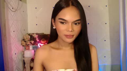 Snapshot of itgirl_cathy chatting on February 2025 12:32:01 AM CathCathy online show from February 2025 12:32:01 AM