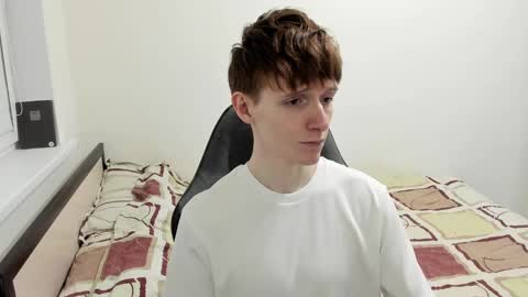 Snapshot of ithan_red chatting on March 2025 05:14:02 PM Ethan online show from March 2025 05:14:02 PM