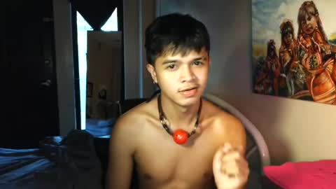 Snapshot of its_charliexcx chatting on June 2026 08:20:01 AM Charlie xcx online show from June 2026 08:20:01 AM