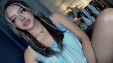 Snapshot of its_me_cataleya chatting on February 2025 01:24:01 AM Cataleya Rogers online show from February 2025 01:24:01 AM
