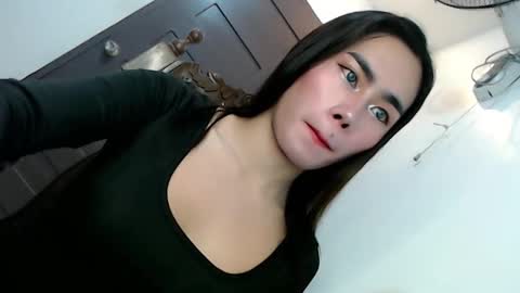 its_me_vanesa online show from November 2025 12:11:01 PM