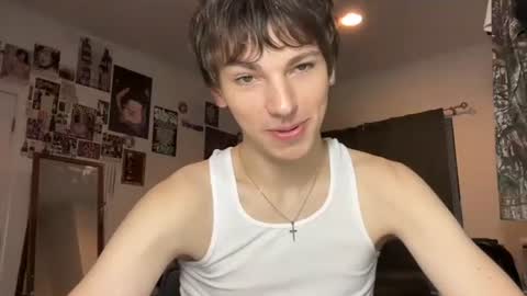 Snapshot of its_rowan chatting on November 2025 02:02:02 AM Rowan online show from November 2025 02:02:02 AM