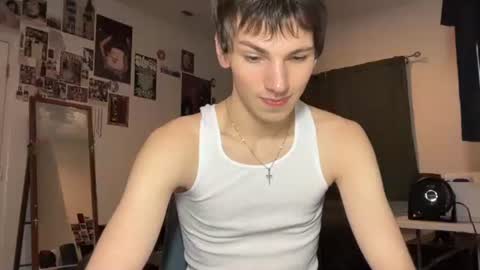 Snapshot of its_rowan chatting on December 2025 02:39:01 AM Rowan online show from December 2025 02:39:01 AM