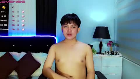 Snapshot of itsme_berniexx chatting on January 2025 07:13:02 PM ask me online show from January 2025 07:13:02 PM