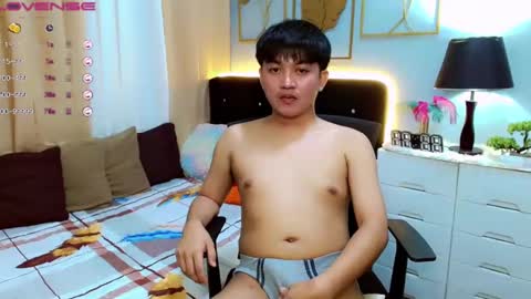 Snapshot of itsme_berniexx chatting on January 2025 11:22:02 AM ask me online show from January 2025 11:22:02 AM