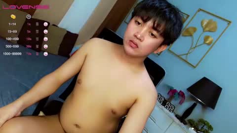 Snapshot of itsme_berniexx chatting on February 2025 08:24:02 AM ask me online show from February 2025 08:24:02 AM